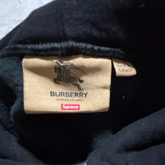 Burberry x Supreme Black Hoodie with Nova Plaid Logo Mens L NWOT